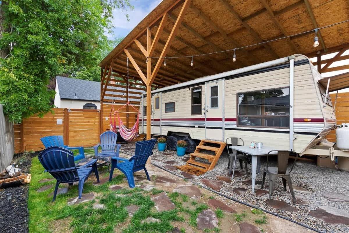 #Stayinmydistrict Twin Falls Backyard Glamper Exterior foto