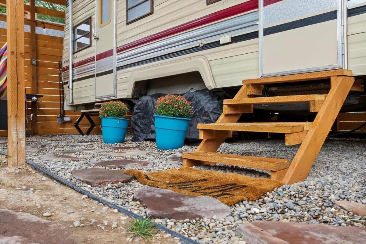 #Stayinmydistrict Twin Falls Backyard Glamper Exterior foto